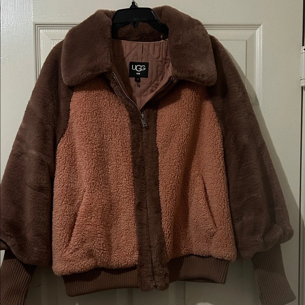 UGG Mauve pink and Caramel Sherpa Jacket Sz M - Picture 1 of 6